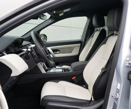 Land Rover Discovery Sport cena 234900 przebieg: 8097, rok produkcji 2023 z Trzebiatów małe 379